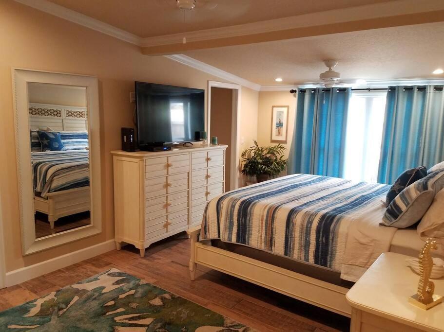 Bahamian Cottage - Heated Pool Walk To The Beach Какао-Бич Экстерьер фото