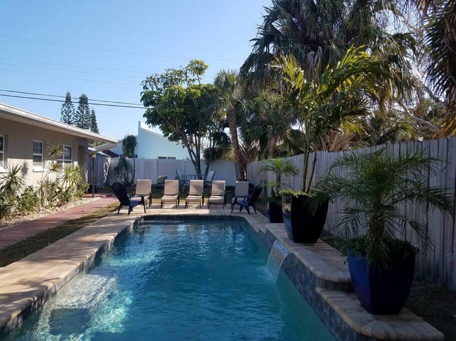 Bahamian Cottage - Heated Pool Walk To The Beach Какао-Бич Экстерьер фото