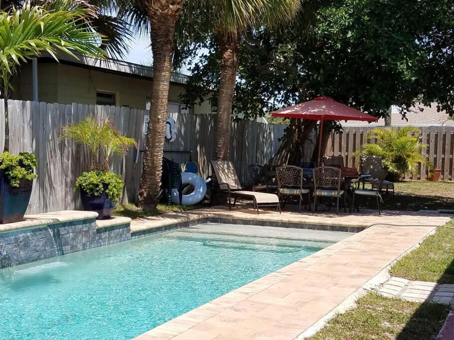 Bahamian Cottage - Heated Pool Walk To The Beach Какао-Бич Экстерьер фото